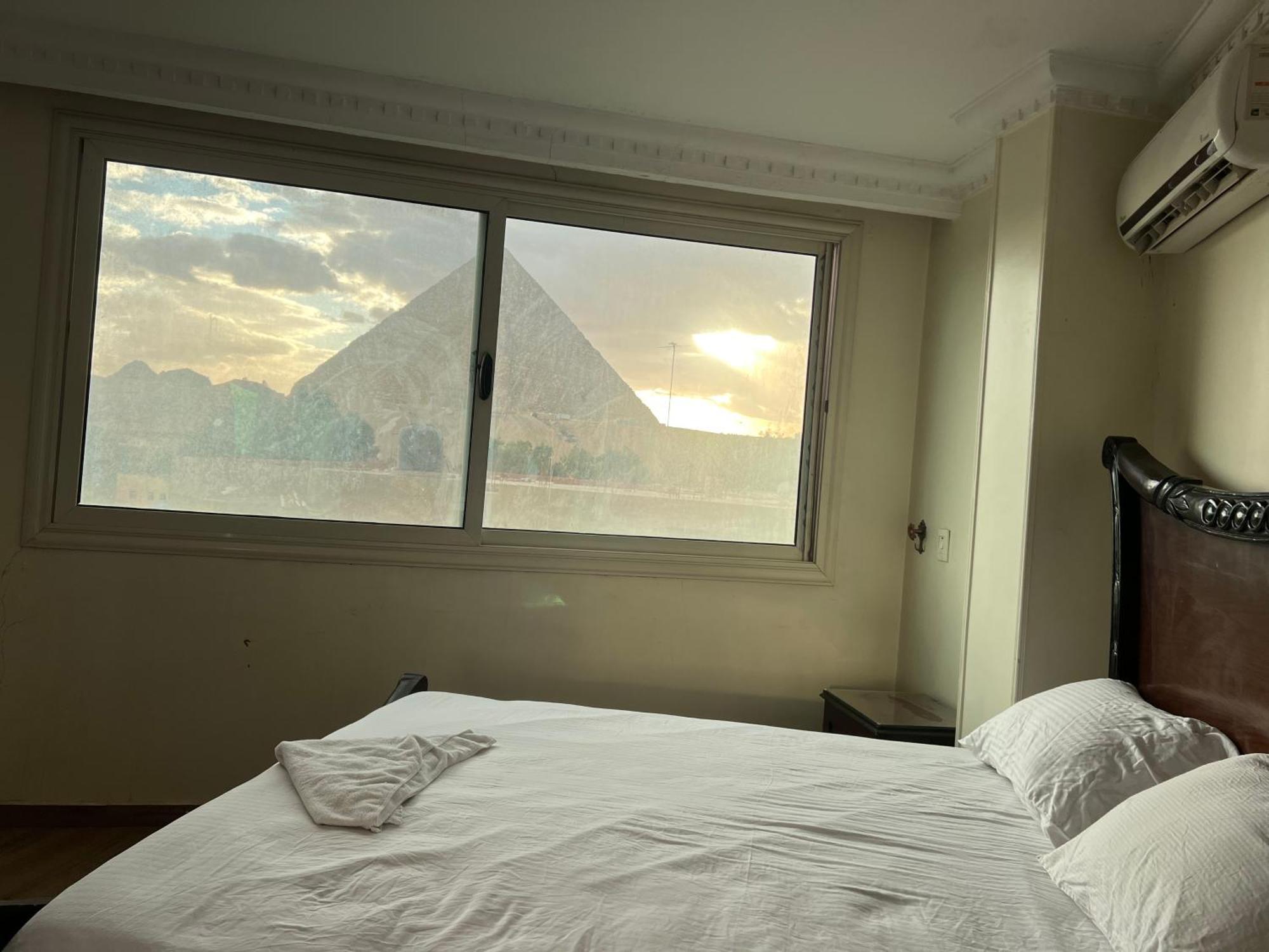 Pyramids View Apartment2 * Cairo